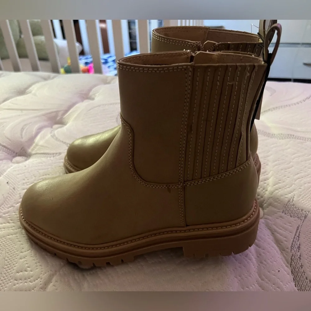 winter boots - Picture 4 of 4